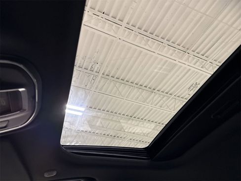 New 2025 Jeep Grand Cherokee Altitude w/ Trailer Tow Package image 6