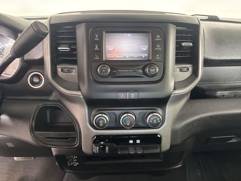 Used 2024 RAM 2500 Tradesman w/ Chrome Appearance Group image 14