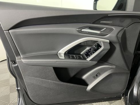 Used 2025 Audi Q5 Premium Plus w/ Premium Plus image 17