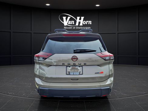 New 2026 Nissan Rogue SV AWD/4WD image 4