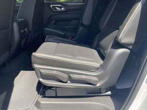 Used 2021 Chevrolet Suburban Premier w/ Premium Package AWD/4WD image 20