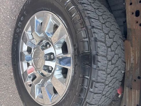 Used 2018 GMC Sierra 2500 Denali w/ Duramax Plus Package image 23