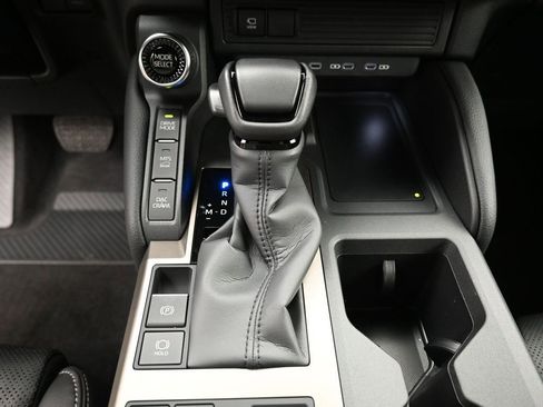 Certified 2025 Toyota Land Cruiser w/ Premium Package image 29