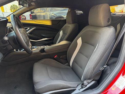 Used 2019 Chevrolet Camaro SS image 13