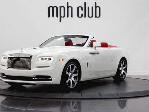 Used 2017 Rolls-Royce Dawn RWD image 2