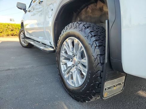 Used 2024 GMC Sierra 1500 Denali AWD/4WD image 19