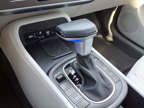 Certified 2026 Hyundai Kona SEL Sport FWD image 24