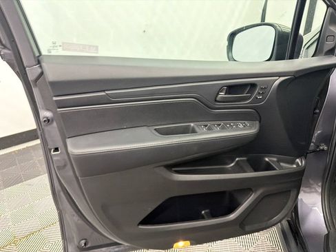 Used 2025 Honda Odyssey EX-L image 11