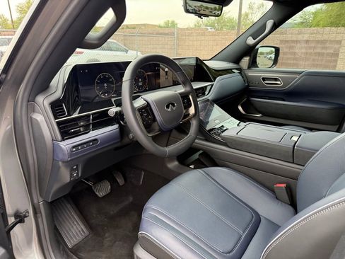 Used 2026 INFINITI QX80 4WD w/ Sport Exterior Package image 15