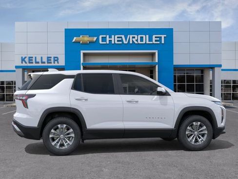 Used 2026 Chevrolet Equinox LT w/ Safety and Technology Package FWD image 5