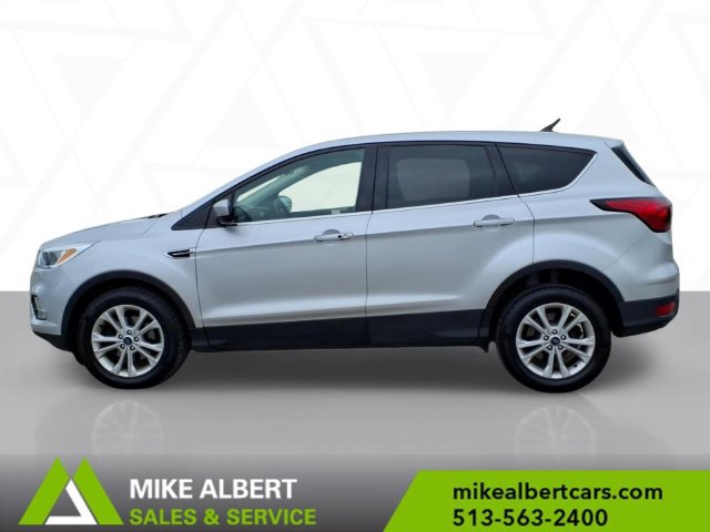 Used 2019 Ford Escape SE FWD image 4