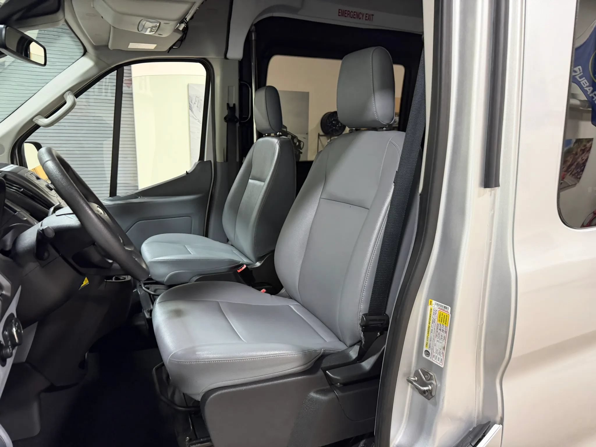 Used 2019 Ford Transit 250 148 Medium Roof RWD image 34