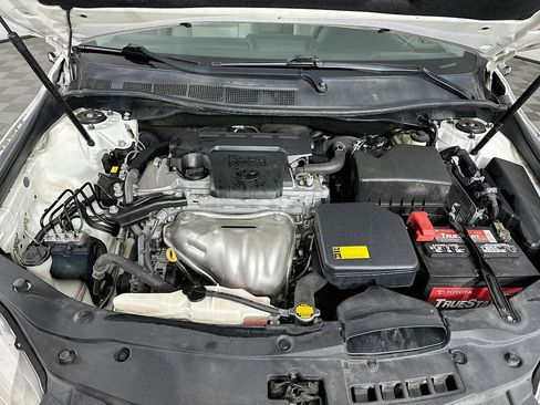 Used 2015 Toyota Camry LE FWD image 28