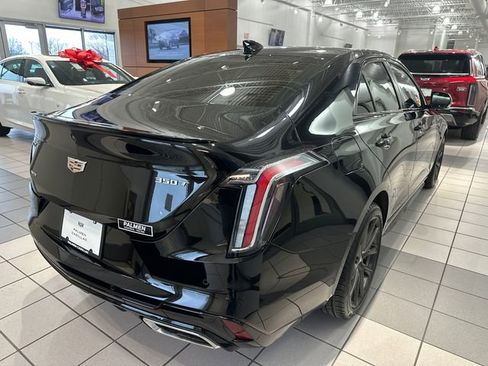 Used 2022 Cadillac CT4 Sport image 5