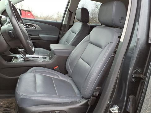 Used 2019 Chevrolet Traverse LT w/ LPO, Floor Liner Package image 14