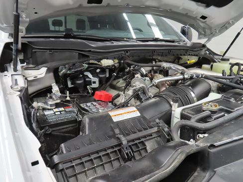 Used 2026 Ford F250 Platinum AWD/4WD image 32