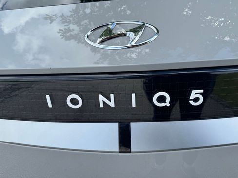 Used 2023 Hyundai Ioniq 5 SEL AWD/4WD image 9