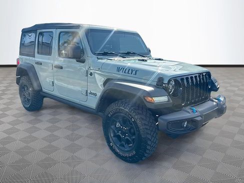 Used 2023 Jeep Wrangler Unlimited w/ 8.4" Radio Group AWD/4WD image 4