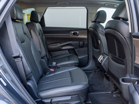 Used 2023 Kia Sorento X-Line EX image 20