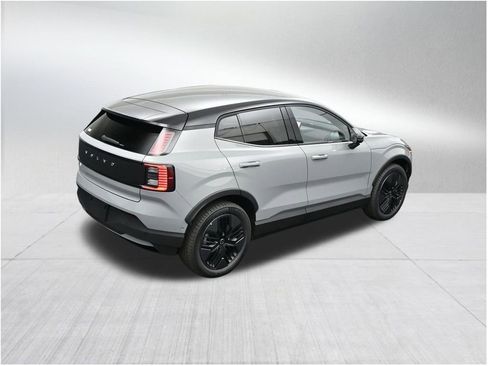 New 2026 Volvo EX30 Cross Country Ultra w/ Protection Package Premier AWD/4WD image 17