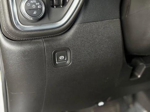 Used 2022 GMC Sierra 3500 Denali image 30