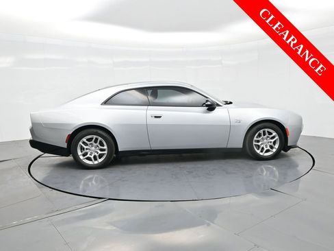 Used 2025 Dodge Charger R/T w/ Quick Order Package 25M R/T image 5