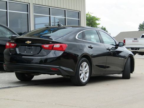 Used 2023 Chevrolet Malibu LT FWD image 3