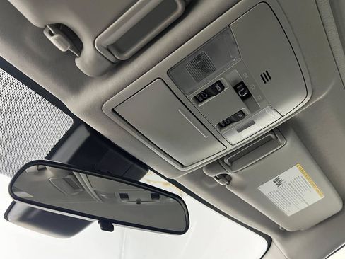 Used 2018 Toyota RAV4 XLE w/ Plus Extra Value Package image 25