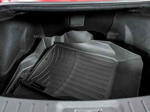 Used 2018 Nissan GT-R Premium AWD/4WD image 16