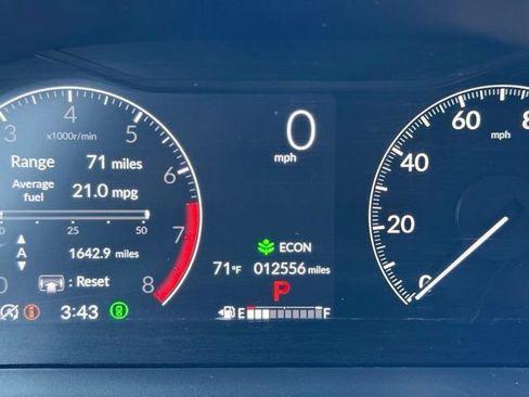 Used 2025 Honda Pilot EX-L image 14