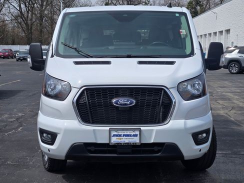 Used 2024 Ford Transit 350 XLT RWD image 4
