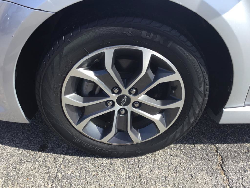 Used 2018 Chevrolet Sonic LT w/ RS Package FWD image 24