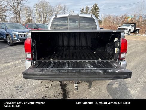 Used 2020 Toyota Tacoma SR image 23