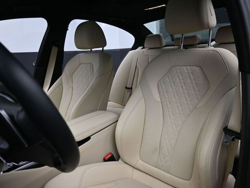 Used 2023 BMW 530i xDrive 530i xDrive w/ Convenience Package image 9