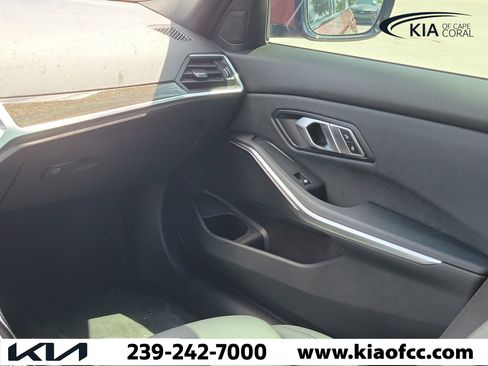 Used 2021 BMW 330i Sedan RWD image 19