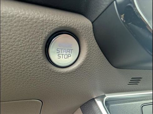 New 2026 Kia Carnival EX image 10