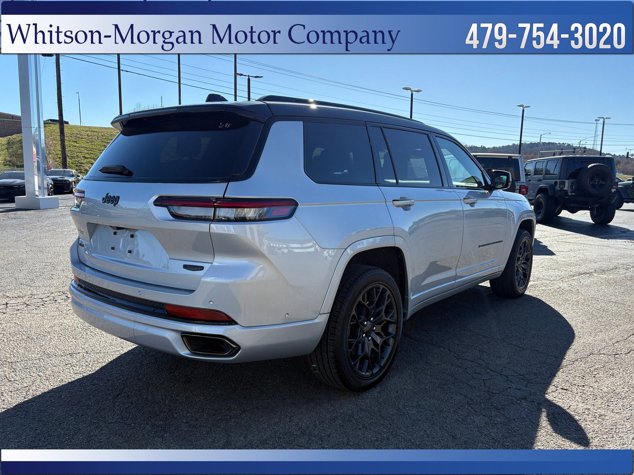 Used 2025 Jeep Grand Cherokee L Summit w/ Obsidian Package AWD/4WD image 6