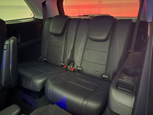 Used 2023 Mercedes-Benz GLS 450 4MATIC image 24