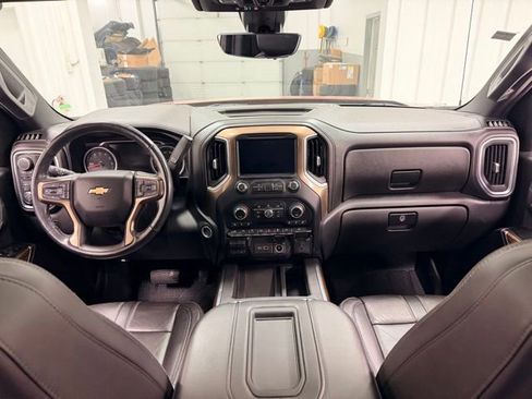 Certified 2019 Chevrolet Silverado 1500 High Country w/ Technology Package image 21