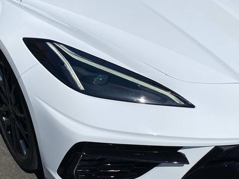 Used 2025 Chevrolet Corvette Stingray w/ Z51 Performance Package image 4