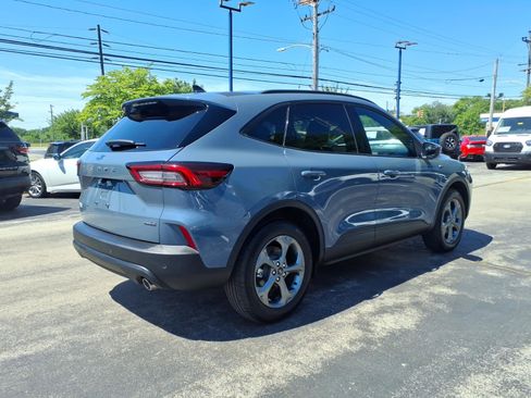 Certified 2025 Ford Escape ST-Line Select w/ Tech Pack #1 AWD/4WD image 4
