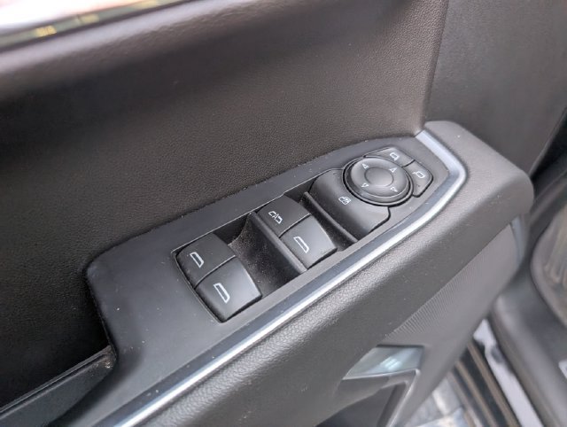 Used 2022 GMC Sierra 1500 SLE AWD/4WD image 17