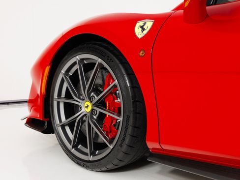 Used 2020 Ferrari 488 Pista Coupe image 69