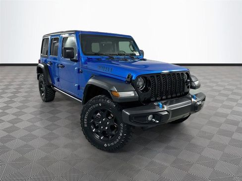 Used 2023 Jeep Wrangler Unlimited w/ Cold Weather Group AWD/4WD image 1