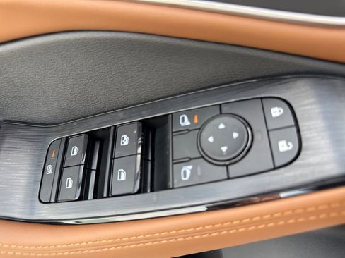 New 2026 Nissan Rogue Platinum image 18