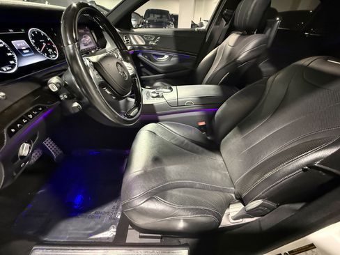 Used 2016 Mercedes-Benz S 550 Sedan image 27