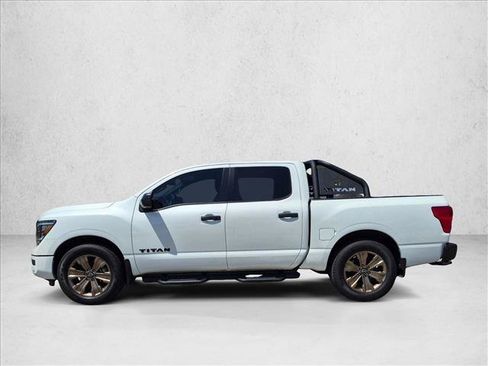 Used 2024 Nissan Titan SV w/ SV Bronze Edition Package RWD image 8