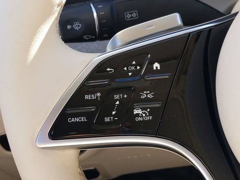 Used 2023 Mercedes-Benz E 450 Coupe image 22