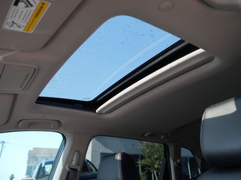 Used 2024 Honda CR-V EX-L image 15