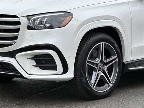 New 2025 Mercedes-Benz GLS 450 4MATIC image 7